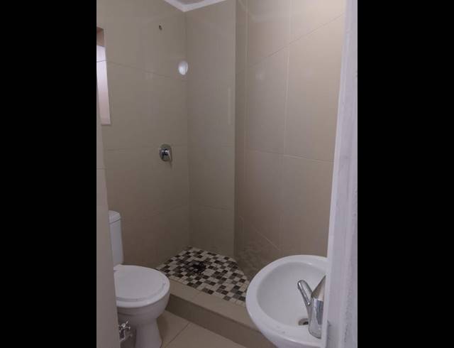4 BEDROOM PROPERTY TO RENT IN OVERPORT